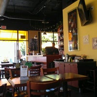 Снимок сделан в Picante Latin Fusion Restaurant пользователем Jen H. 5/11/2012