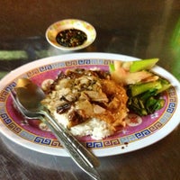 Photo taken at Hasun Roasted Duck by Enjoy S. on 7/27/2012