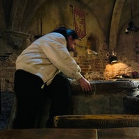 4/16/2024 tarihinde Crank E.ziyaretçi tarafından Rozengrāls | Authentic Medieval Restaurant'de çekilen fotoğraf