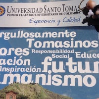 Снимок сделан в Universidad Santo Tomás - Sede Principal пользователем Suan s. 8/6/2016
