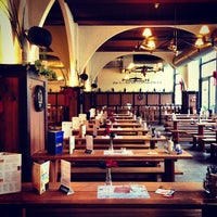 Hofbrauhaus Berlin Bavarian Restaurant In Berlin