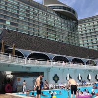 Photo taken at THE POOL MAI TAI by ししどプロ on 8/15/2018