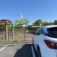 Photo taken at 若洲公園 駐車場 by ししどプロ on 4/29/2022