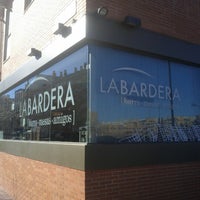 รูปภาพถ่ายที่ La Bardera โดย Alex R. เมื่อ 1/3/2013