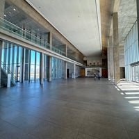 Foto diambil di Modern Art Museum of Fort Worth oleh Chris R. pada 2/13/2024