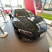 Photo prise au Audi Tysons Corner par Chris R. le7/1/2020