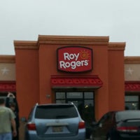 Photo taken at Roy Rogers by Edwin O. on 5/19/2013