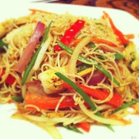 Снимок сделан в Wild Ginger Pan-Asian Vegan Cafe пользователем Kate T. 12/24/2012