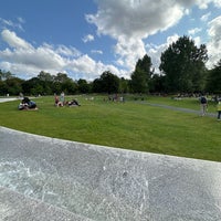 Photo taken at Diana Princess of Wales Memorial Fountain by Greg B. on 7/9/2023