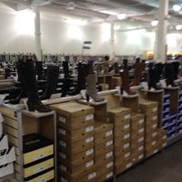 Dsw factoria mall hot sale