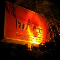 Photo prise au Grand Palm Plaza, Gay Men&amp;#39;s Resort par John W. le10/26/2012