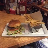 Photo taken at Chili&amp;#39;s Grill &amp;amp; Bar by Zeche on 7/10/2016