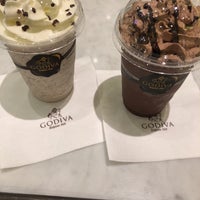 Photo taken at Godiva by Kurushima on 2/12/2020