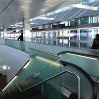 Link Train Terminal 3 Sheraton Gateway Hotel Station - 