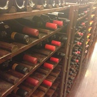 11/10/2012에 Pete님이 West Street Wine &amp; Spirits에서 찍은 사진