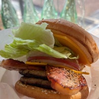 Sasebo C B Burgers Burger Joint In 佐世保市