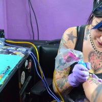 Photo taken at Divino Dolor Tattoo &amp;amp; Piercing by Jazz on 5/23/2016