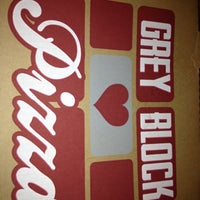 10/6/2012にRuth N.がGrey Block Pizzaで撮った写真