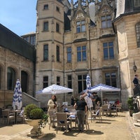 Foto tirada no(a) Hôtel de Bourgtheroulde (Autograph Collection) por Amanda M. em 6/6/2019