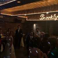12/2/2018 tarihinde Chris F.ziyaretçi tarafından Deity Brooklyn Wedding Venue'de çekilen fotoğraf