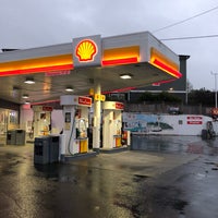 Photo taken at Shell by Ulad B. on 8/27/2018