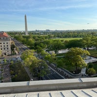 4/16/2024 tarihinde Jonathan S.ziyaretçi tarafından Vue Rooftop'de çekilen fotoğraf