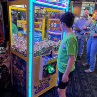 Photo taken at Dave &amp;amp; Buster&amp;#39;s by Jonathan S. on 3/17/2022