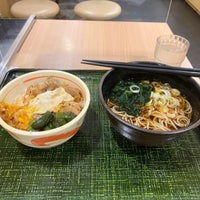 Photo taken at 自家製麺 うちそば by alphonse_k38 on 9/15/2020