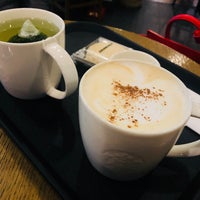 Das Foto wurde bei Starbucks von MINJAE K. am 1/19/2018 aufgenommen