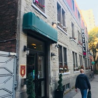 Photo taken at M Montréal Hostel &amp;amp; Bar by MINJAE K. on 10/3/2017