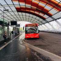 Photo taken at Buslijn 316 Amsterdam Centraal - Edam by MINJAE K. on 9/17/2018
