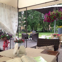 7/3/2014にKatya G.がГранд-кафе «Васин сад»で撮った写真