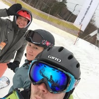 Photo taken at Žagarkalns | Snowpark by Ivars Z. on 4/1/2018