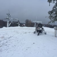 Photo taken at Žagarkalns | Snowpark by Ivars Z. on 11/26/2018