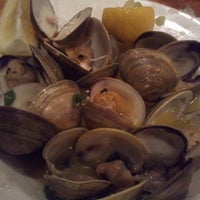Das Foto wurde bei Seafood Market and Restaurant von Cup C. am 10/17/2012 aufgenommen