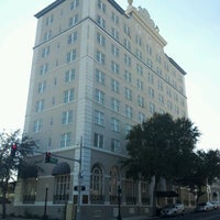 Foto diambil di The Terrace Hotel oleh Simon S. pada 11/8/2012