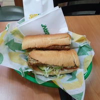Photo taken at Subway by Redha A. on 9/15/2019