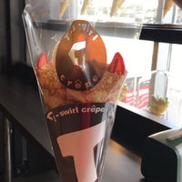 Photo taken at T-Swirl Crepe by Yusuf A. on 11/7/2017