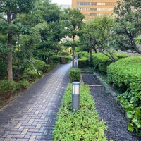 Photo taken at Asahi Shinbun Tokyo Headquarter by umi on 8/6/2021