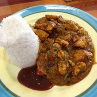 Photo taken at Saffron Tandoori Restaurant by Vivian O. on 11/28/2012