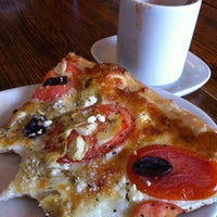 Photo taken at Noce Gourmet Pizzeria by Sandra W. on 11/30/2012