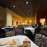 11/27/2019 tarihinde NICK S.ziyaretçi tarafından Mogul Indian Restaurant'de çekilen fotoğraf