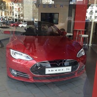 Photo taken at Tesla Store by Vincent D. on 4/15/2016