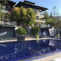 รูปภาพถ่ายที่ Villa Marine Hotel &amp;amp; Restaurant โดย Neslihan Ç. เมื่อ 10/6/2021