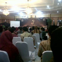 Aula Nusantara Villa Taman Eden 2 Jl Kaliurang Km 22