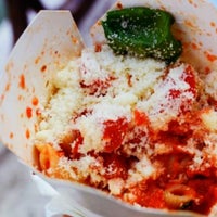 Foto scattata a Dal Moro‘s Fresh Pasta To Go da Romario⚓ il 6/15/2013