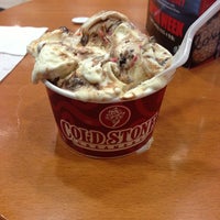 Photo taken at Cold Stone Creamery by Armando R. on 8/14/2013