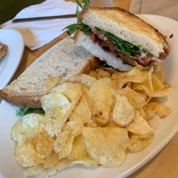 Photo taken at Olga&amp;#39;s Cup + Saucer by Tessa A. on 7/29/2019