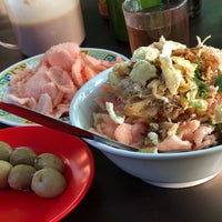 Bubur Ayam Palapa Food Truck In Pasar Minggu