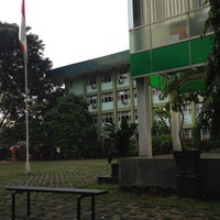 Photo taken at Universitas Nasional (UNAS) by Haritso on 4/26/2013